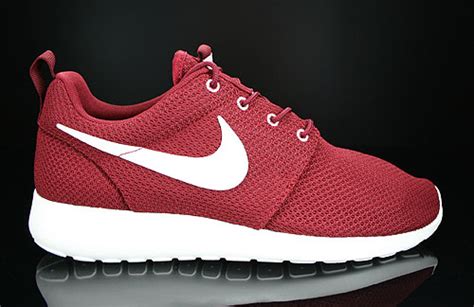 nike roshe run damen dunkelrot weiß|Roshe Schuhe (3) .